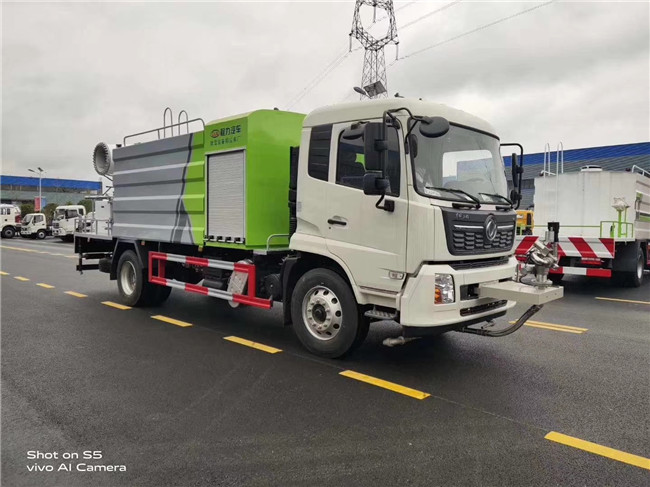 國六東風天錦60米抑塵車帶前置電子炮