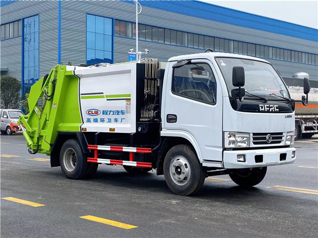 國(guó)五東風(fēng)藍(lán)牌4方壓縮垃圾車(chē)