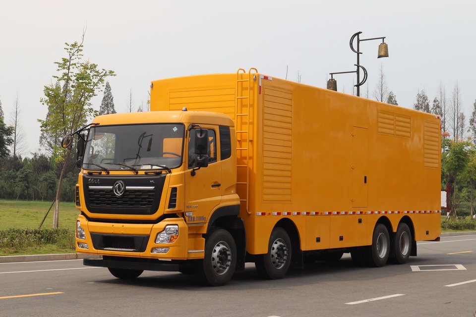 國六東風(fēng)天龍前四后八大型電源車/移動電源車