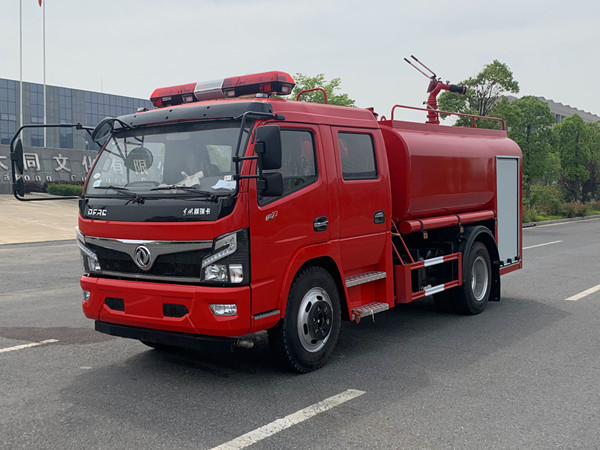 4立方雙排座消防灑水車